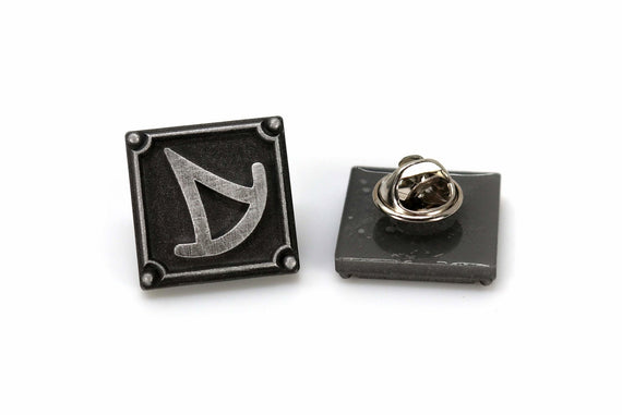 Summoner FFXIV Job Pin - SMN Metal Resin, Final Fantasy 14 FF14 Soul Crystal - LootCaveCo